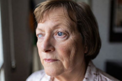 Вторичная катаракта: причины, симптомы, лечение